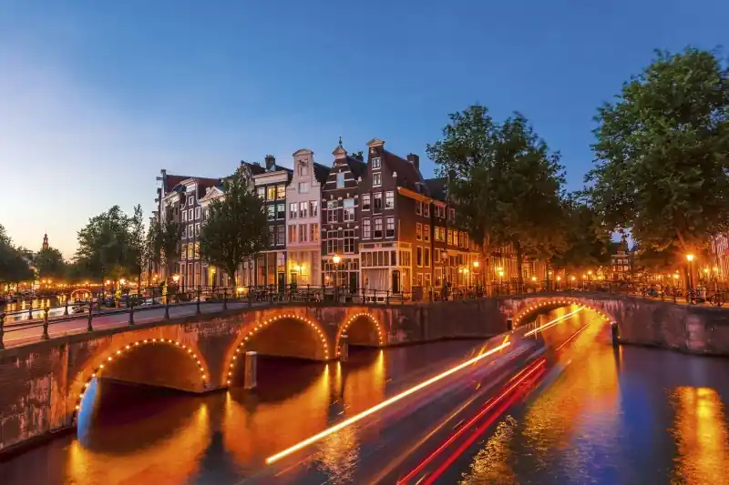 FotoTAPETA na flizelinie MS-5-0023 AMSTERDAM Niska cena