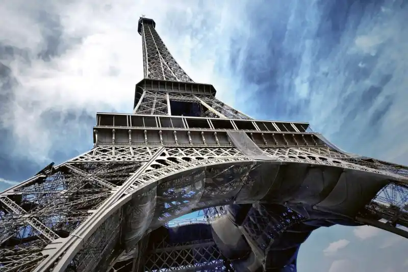 Oferta FotoTAPETA na flizelinie MS-5-0026 EIFFEL TOWER