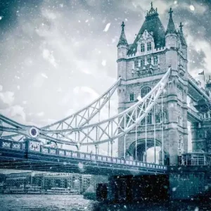 Wysoka jakość Fototapeta na Flizelinie MS-5-0653 Zimowa scena Londynu 375 x 250 cm