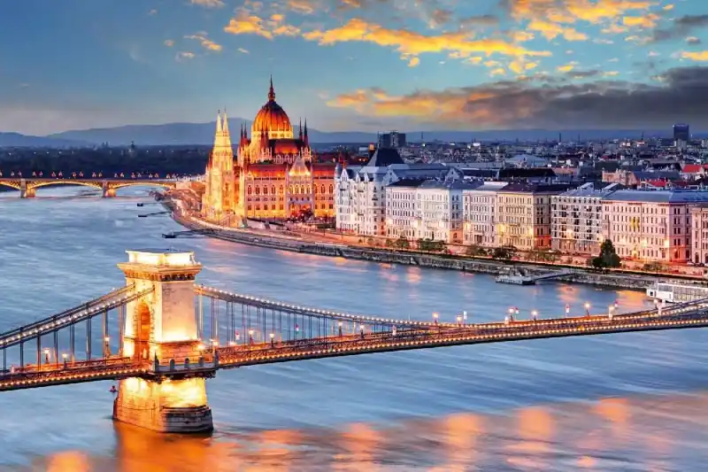 Oferta Fototapeta na Flizelinie MS-5-0681 Budapeszt Most Łańcuchowy 375 x 250 cm