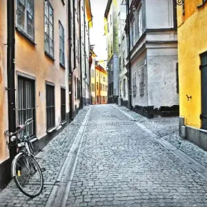 Do wyczerpania zapasów Fototapeta na Flizelinie MS-5-0705 Stara ulica Sztokholmu 375 x 250 cm