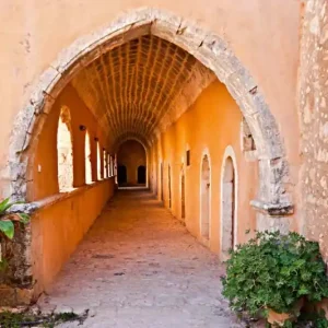 Dostępne od ręki Fototapeta na Flizelinie MS-5-0732 Klasztor Arkadi 375 x 250 cm