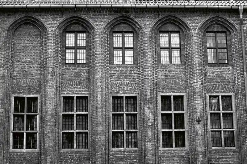 Nie przegap Fototapeta na Flizelinie MS-5-0800 Ratusz Gotycki 375 x 250 cm