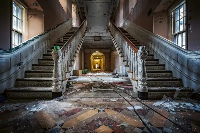 Fototapeta na Flizelinie MS-5-0850 Szpital psychiatryczny 375 x 250 cm Nie przegap