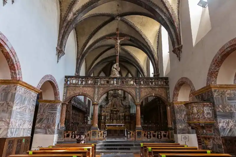 Darmowy zwrot Fototapeta na Flizelinie MS-5-0891 Kościół Sant'Orso 375 x 250 cm