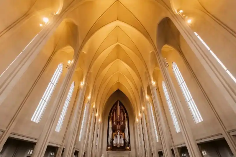 Promocja Fototapeta na Flizelinie MS-5-0948 Kościół Hallgrímskirkja 375 x 250 cm