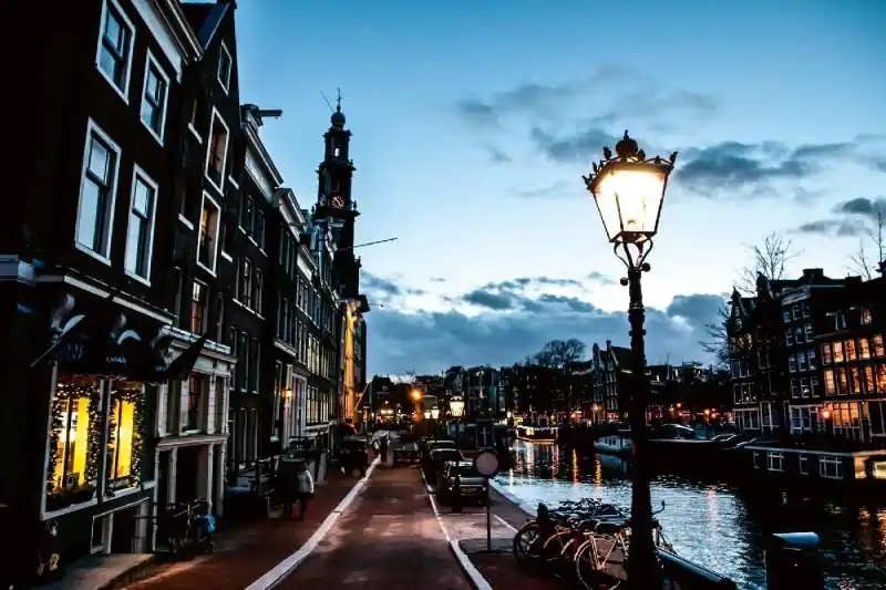 Fototapeta na Flizelinie MS-5-1003 Amsterdam nocą 375 x 250 cm Rabat