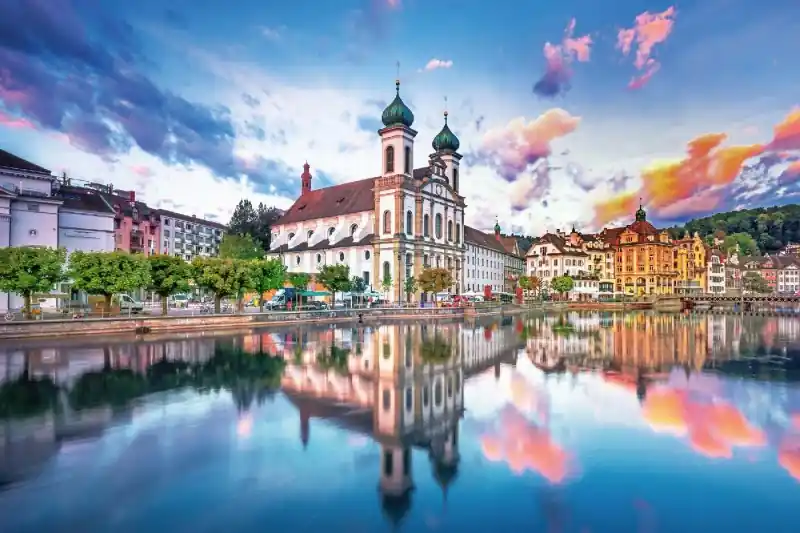 Fototapeta na Flizelinie MS-5-1061 Lucerna centrum miasta 375 x 250 cm Hit sprzedaży