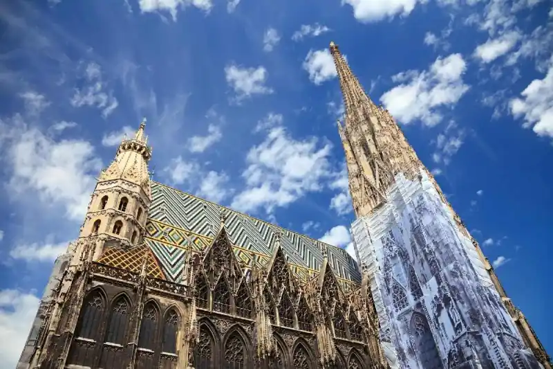 Fototapeta na Flizelinie MS-5-1066 Katedra Wiedeńska 375 x 250 cm Obniżka ceny