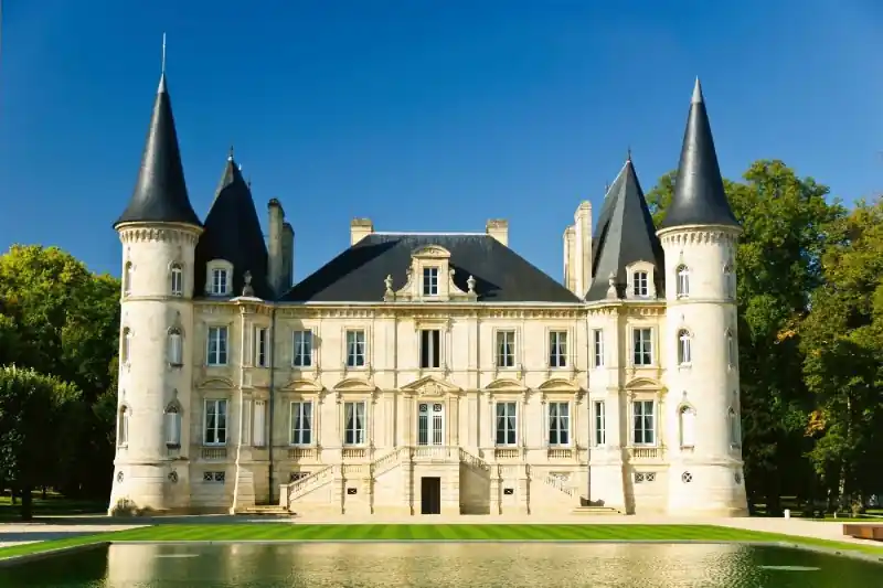 Fototapeta na Flizelinie MS-5-1088 Chateau Pichon Baron, Francja II. 375 x 250 cm Dodaj do koszyka