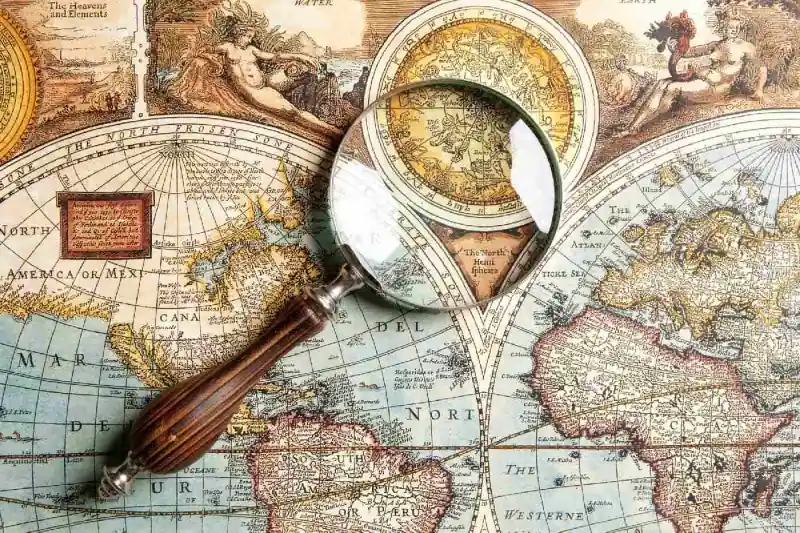 Dostępne od ręki Fototapeta na flizelinie MS-5-1514 Lupa i stara mapa 375 x 250 cm
