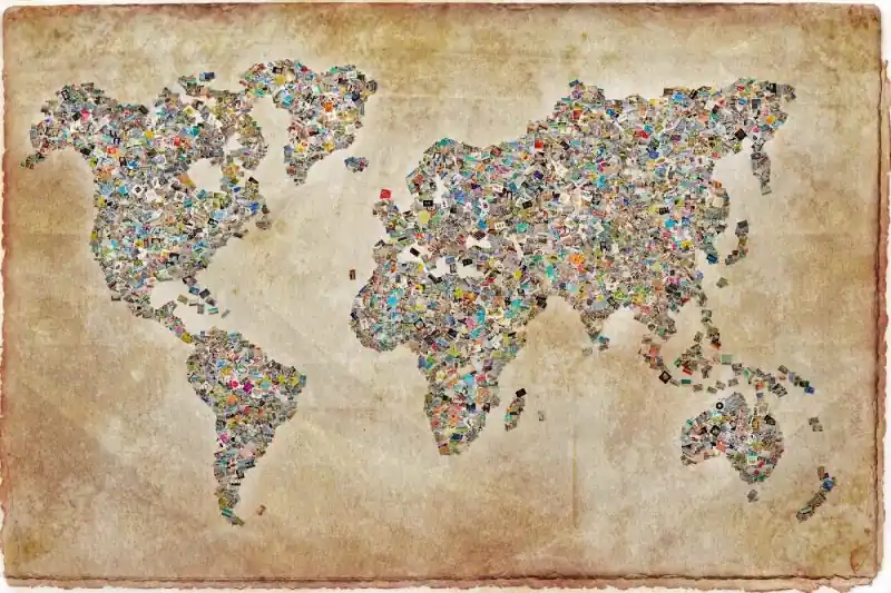 Fototapeta na flizelinie MS-5-1541 Kolaż z mapą świata 375 x 250 cm Promocja