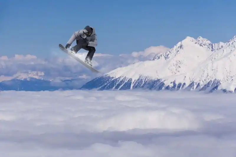 Fototapeta na flizelinie MS-5-1570 Latający snowboardzista 375 x 250 cm Premium