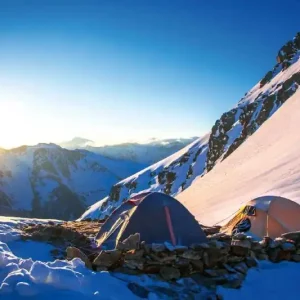 Bezpieczne zakupy Fototapeta na flizelinie MS-5-1573 Camping Mount Everest 375 x 250 cm