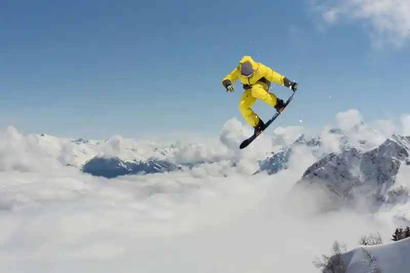 Fototapeta na flizelinie MS-5-1574 Snowboarder jumping 375 x 250 cm Najlepsza cena