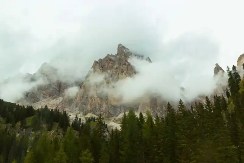 Tani Fototapeta na flizelinie MS-5-1639 Mgła w Dolomitach 375 x 250 cm