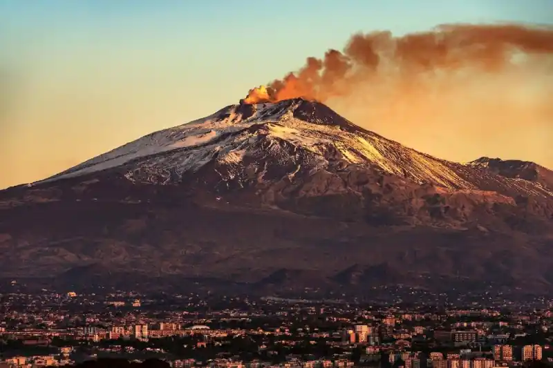 Fototapeta na flizelinie MS-5-1923 Góra Etna 375 x 250 cm Wybór klientów