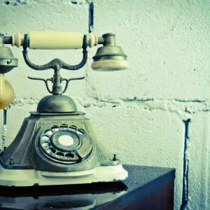 Zamów teraz Fototapeta na flizelinie MS-5-2136 Telefon retro 375 x 250 cm