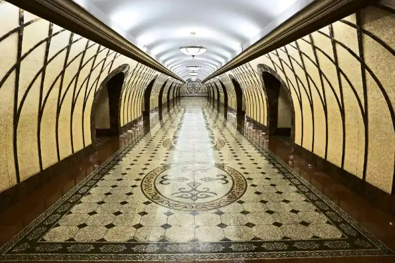 Popularny Fototapeta na flizelinie MS-5-2819 Metro w Ałmaty 375 x 250 cm