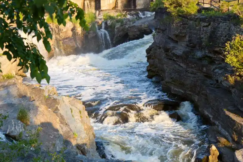 Fototapeta na flizelinie MS-5-3111 Rocky Rapids, Kanada 375 x 250 cm Promocja