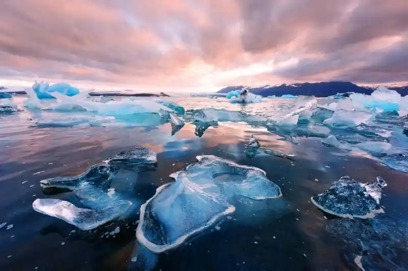 Fototapeta na flizelinie MS-5-3085 Glacier Lagoon 375 x 250 cm Obniżka ceny